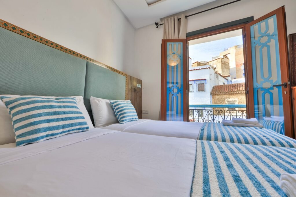 Adrar — Triple Room & Medina View · Window outlook