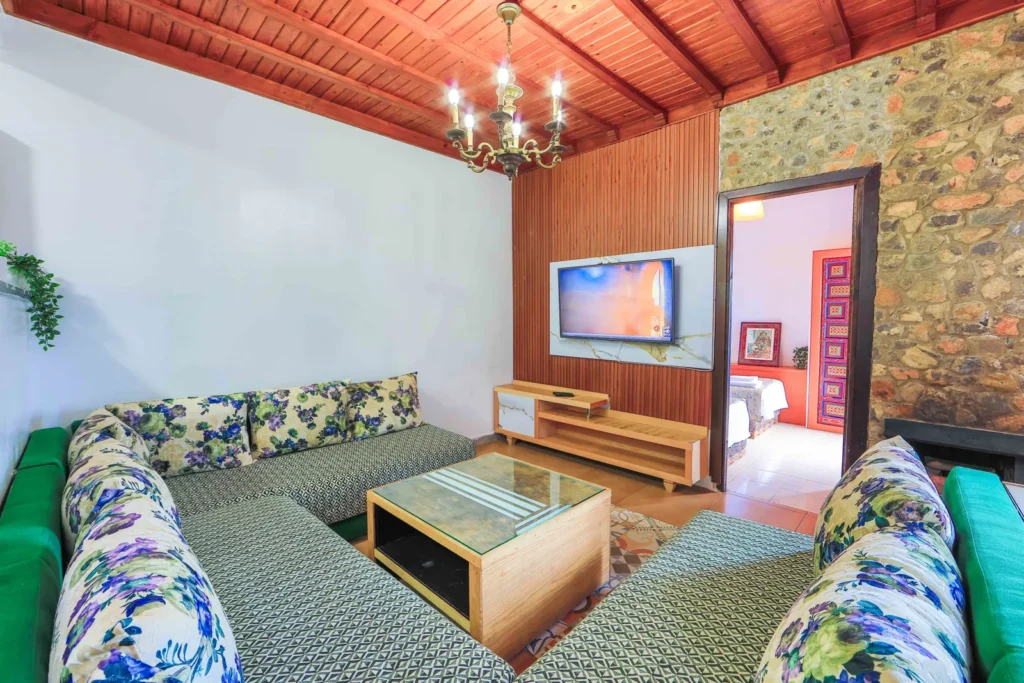 Kasba · Living room